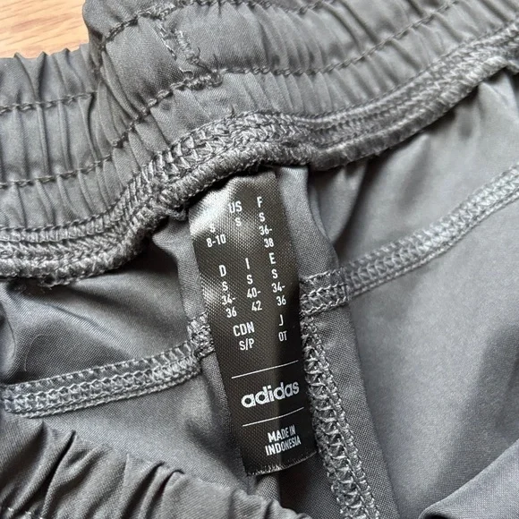 Adidas Women's Shorts - Picture 2 of 3